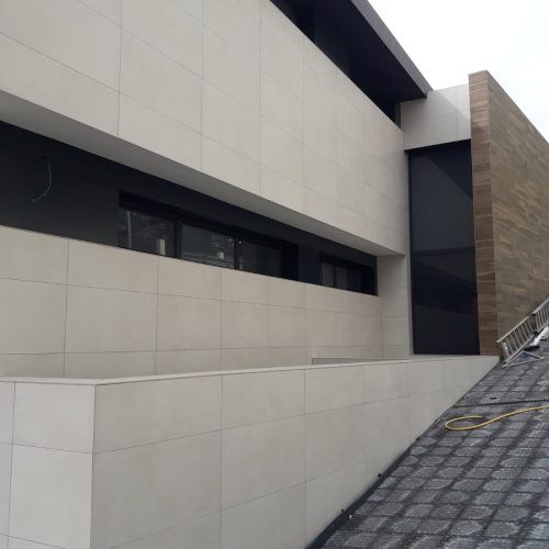 21a147fa-b3c8-4786-9122-a750d2385700