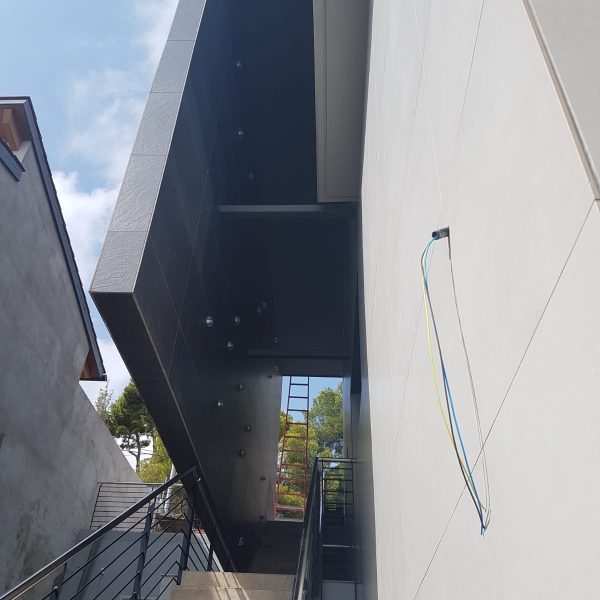 fd11ddec-0e9c-4f64-a0ad-83dc8876f3ca